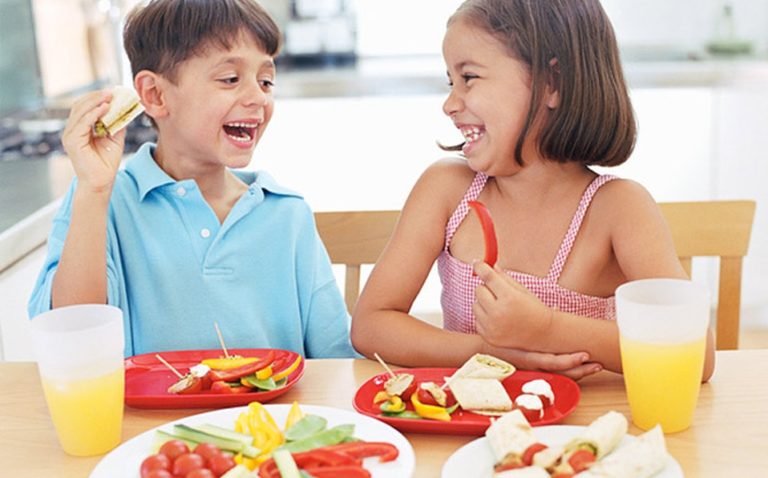Alimentación saludable para niños de 6 a 10 años en edad escolar